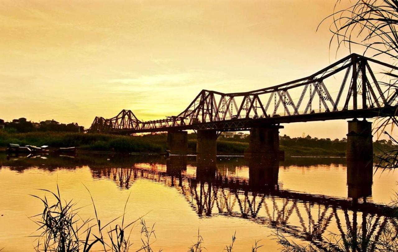 Golden 2* Hanoi
